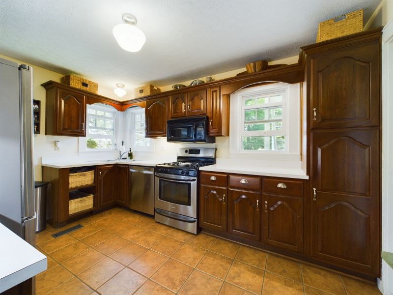 Kitchen Remodel - Brandenburg - KY - 40108 - Before - 1